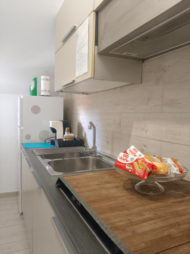 Others 3, l'alba sullo jonio, Taranto