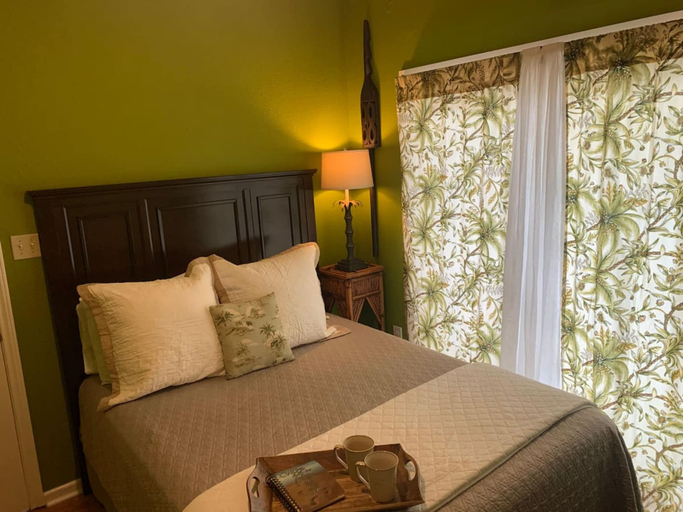 Room 5, Charming Condos in Galveston, Galveston