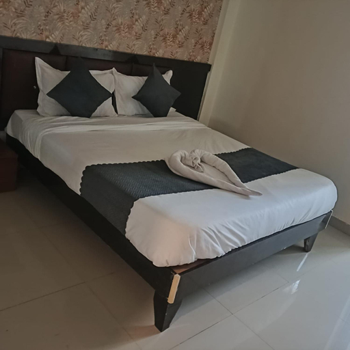 2, Udupi Grand Lodging and Boarding, Pune