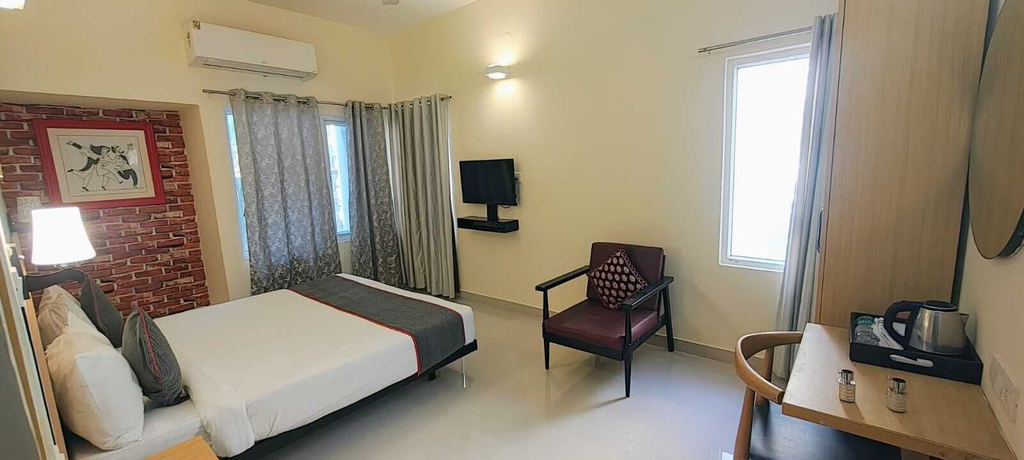 Room 2, Hotel Menkaa, Patna