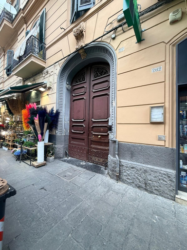 Exterior detail 5, Pepè attic room Naples Central, Napoli