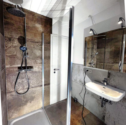 Bathroom 3, Apartment Spiegelkurve, Ahrweiler