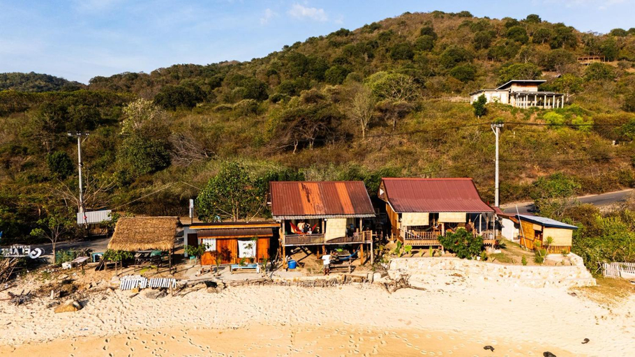 Exterior & Views 1, Boneputeh Homestay, West Sumbawa