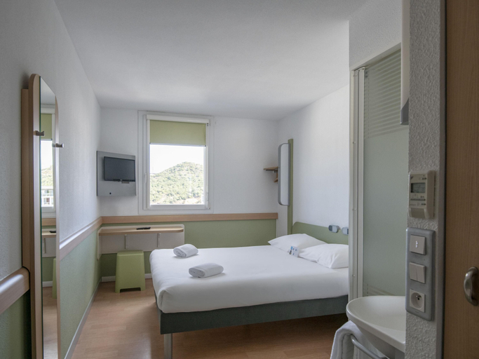 Bedroom 4, ibis budget Ajaccio, Corse-du-Sud