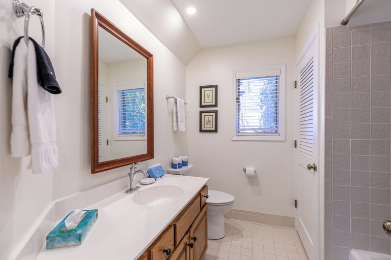 Interior 3, Chetola Chestnut 8, Watauga