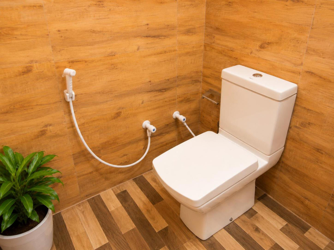 Bathroom 3, Haputala Blossom guest, Haputale