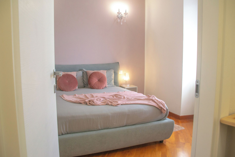 Room 5, Casa Zeda WelcHome, Verbano-Cusio-Ossola