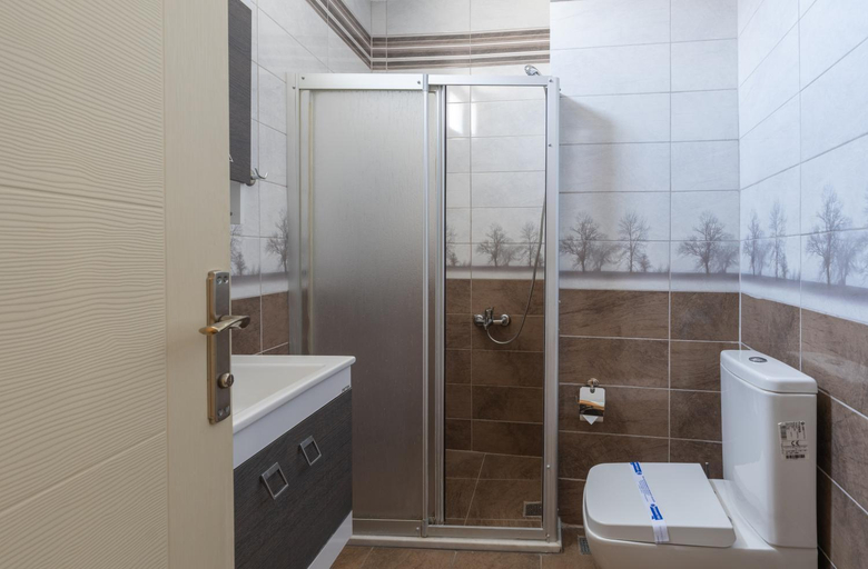 Bathroom 5, Karacan Hotel (Dalaman Airport) , Dalaman