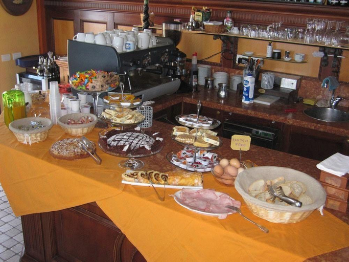 Food & Drinks 2, Il Borgo di Campi Apartments, La Spezia