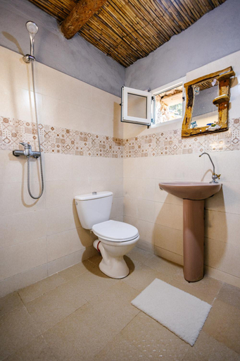 Bathroom, Berber Beldi Camp, Agadir-Ida ou Tanane