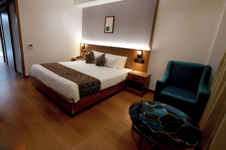 Room 3, HOTEL SKY INTERNATIONAL, Thrissur