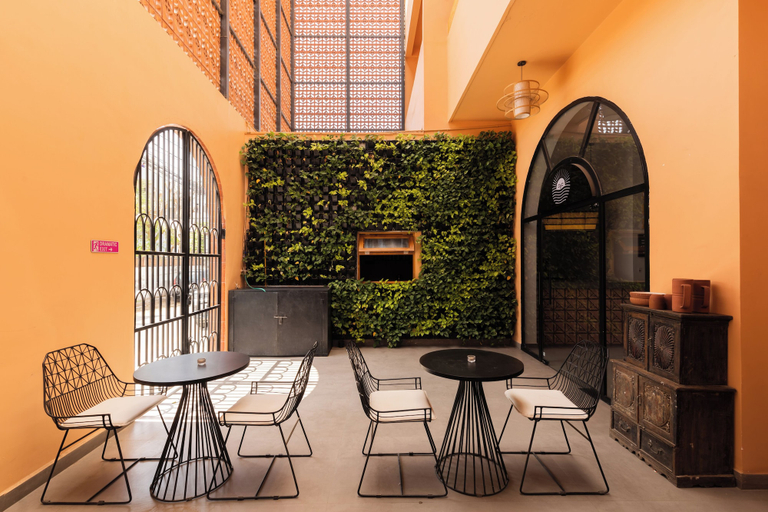 Dining, Nidra Niwas, Jaipur