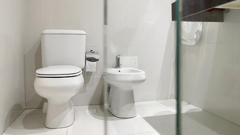 Bathroom 4, Gema Luxury Suites, Montevideo