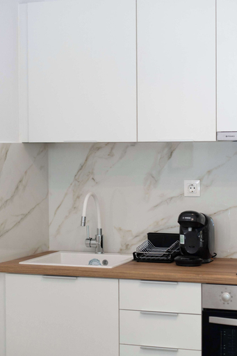 Interior 4, Warm & Stylish 1BR l King Bed, Attica