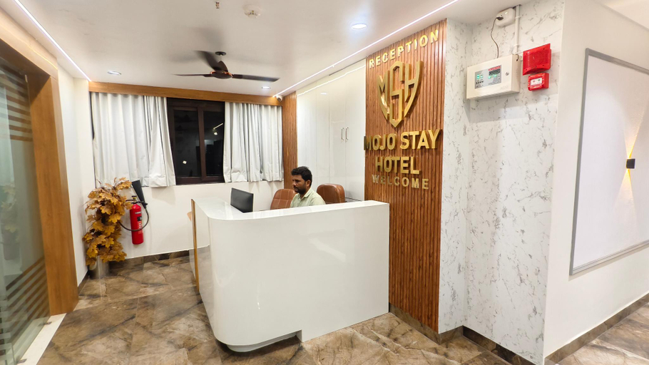 Reception 4, HOTEL MOJO STAY, Ahmadabad