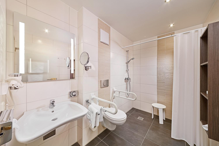 Bathroom 4, Sonneck, Unterallgäu