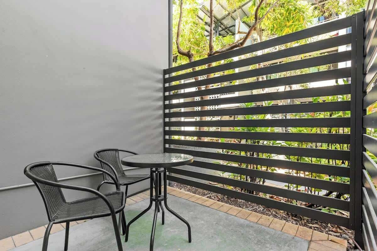 Interior 4, Tasteful Teneriffe! ~ 1bed, 1bath, 1car, Balconies, Newstead