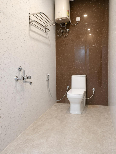 Bathroom, KODAI SMA GRAND STAY, Dindigul