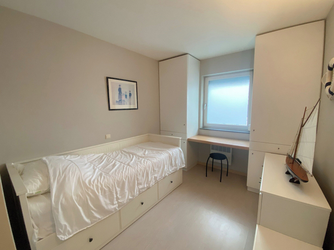 Room 4, Two-bedroom Nieuwpoort-bad Apartment, West-Vlaanderen