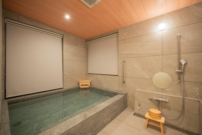 Spa, Echowoods. Luxe. Fireplace. Onsen, Hakuba
