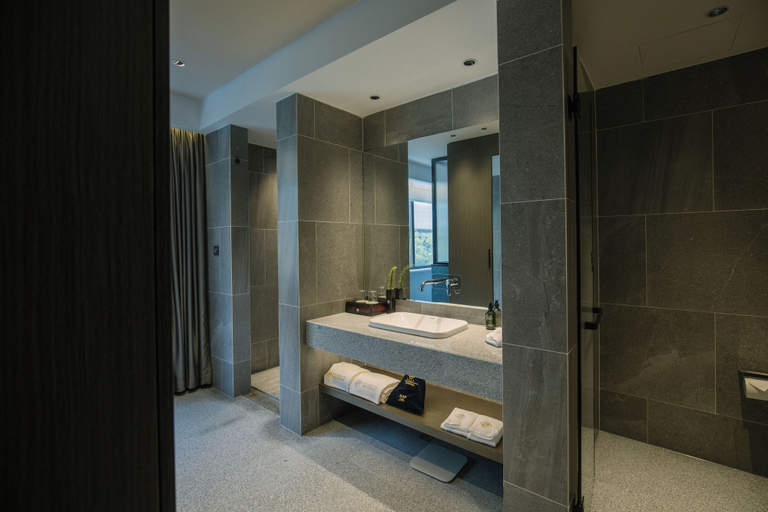 Bathroom 4, Novotel Nantong Center, Nantong