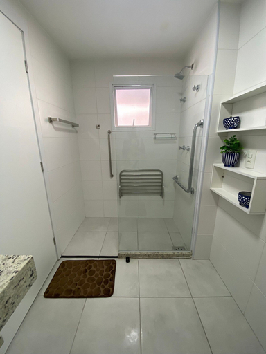 Bathroom 4, Apartamento Acessível em Cond. de Luxo, Arraial do Cabo
