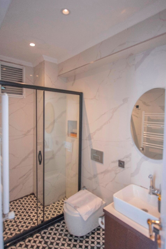 Bathroom 5, Mar Boutique Apartment, Fatih