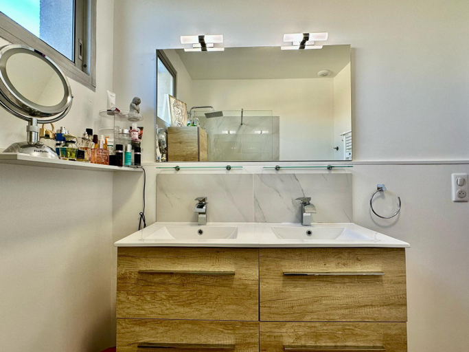 Bathroom 4, Riba d'aude, Aude