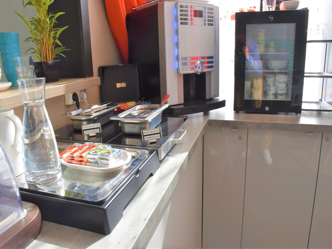 Dining 3, Comfort apartment near central Paris, Val-de-Marne