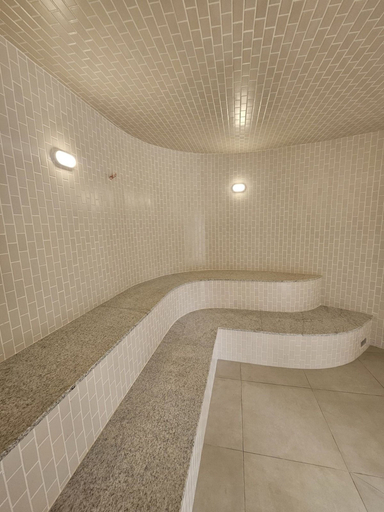 Spa 2, Apartamento Acessível em Cond. de Luxo, Arraial do Cabo