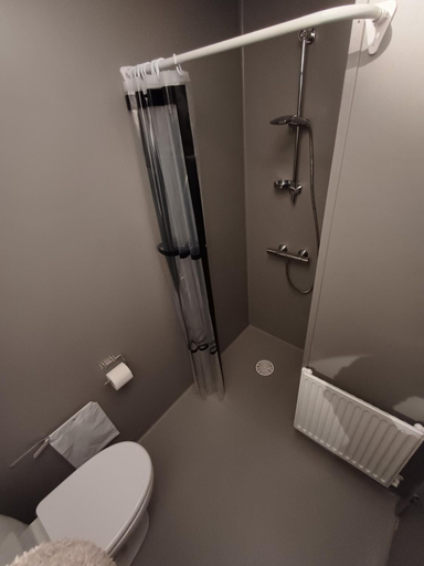 Bathroom 5, Double room 5 in the center of Saeby, Frederikshavn