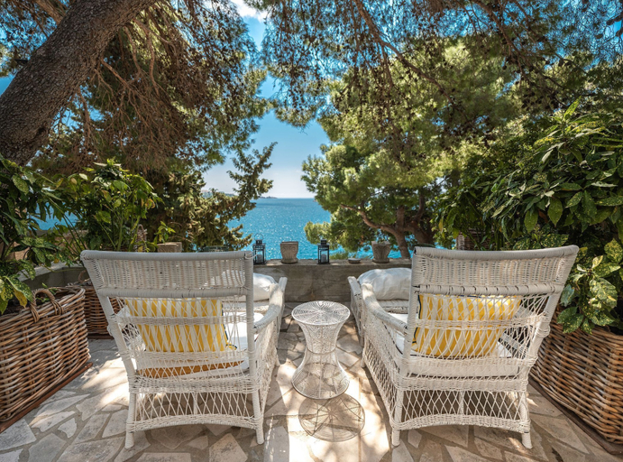 Outdoor pool 4, Villa Mey's Place, Pojezerje