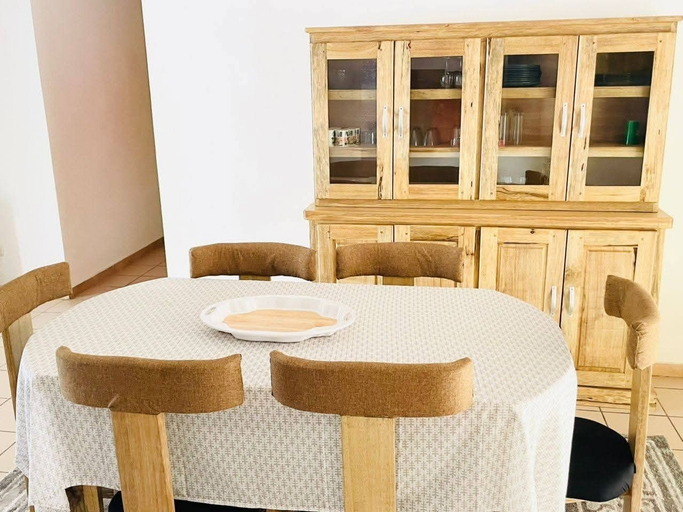 Dining 3, La villa bleue, Mbour