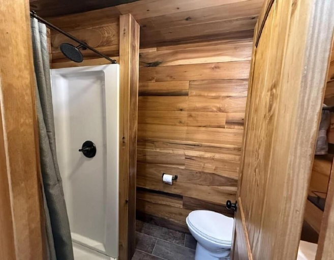 Bathroom 5, Smoky Mountain Getaway 3 Bedroom Cabin, Sevier