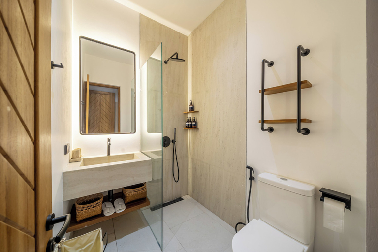 Bathroom 2, Villa Sorento, Gianyar