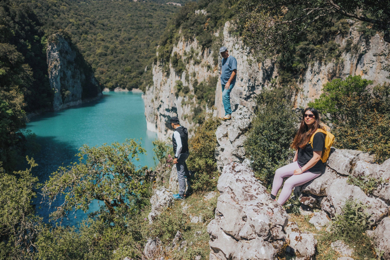 Hiking 3, petrastero mountain Retreat-Agrafa, Central Greece