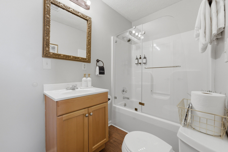 Bathroom 4, Red Maple 3 Bedroom Cabin, Sevier