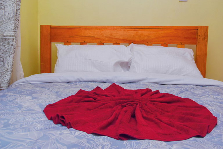 Room 2, Munich Iten, Keiyo North