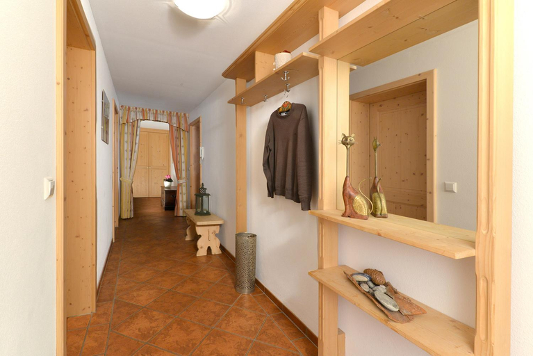 3, Residenz Sonnwinkl, Traunstein