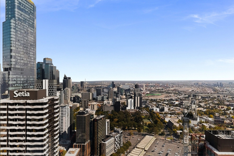 Miscellaneous, City-view 1-bed Retreat Near Queen Vic, Melbourne