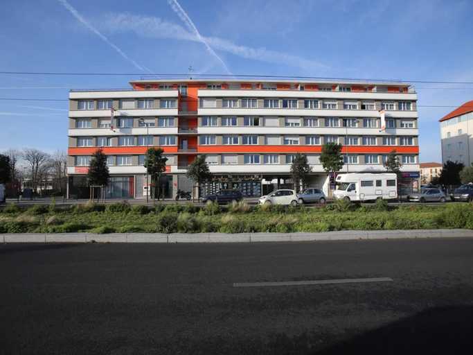 Primary image