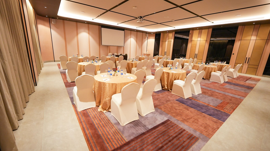 Banquet hall 3, 7 Apple Hotel Vizag, Visakhapatnam