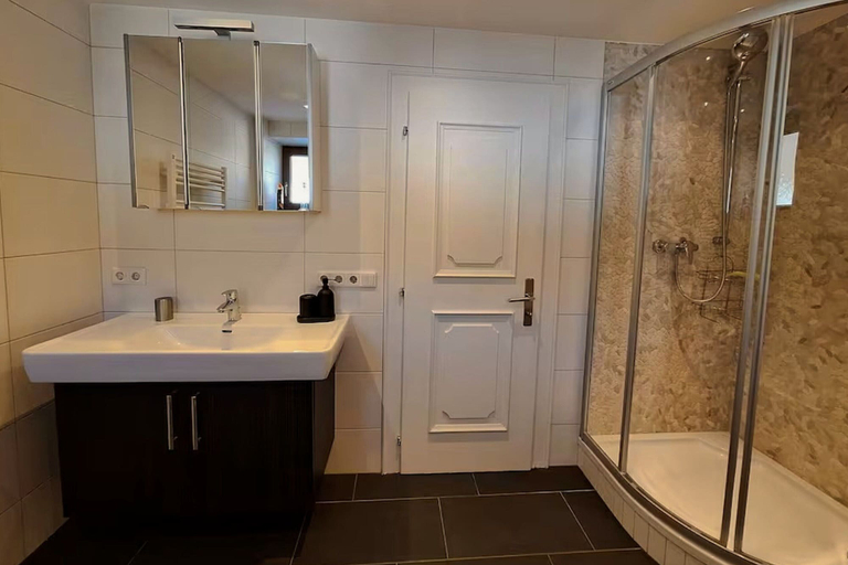 Bathroom 5, Chalet With Mountain View, Zell am See