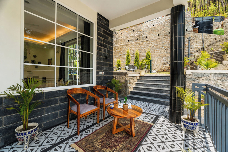 Terrace/patio, Alaya Stays Gable Peaks with Plunge Pool, Solan