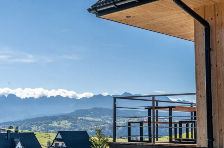 View from property 5, Home With a Bathtub Overlooking the Mountains, Tatra