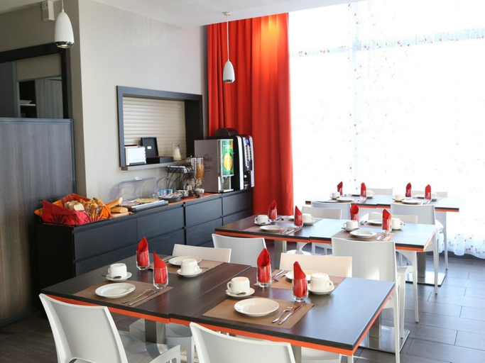 Dining 4, Comfort apartment near central Paris, Val-de-Marne