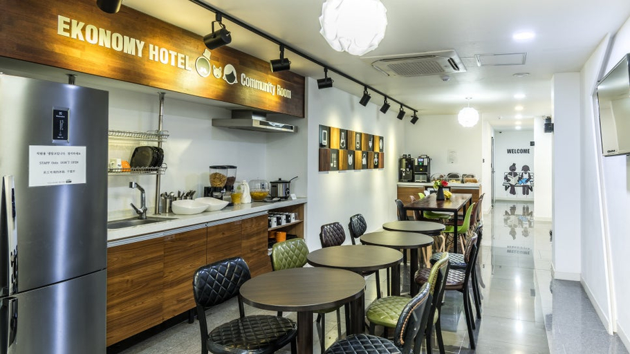 Food & Drinks 4, Ekonomy Haeundae Hostel & Guesthouse, Haeundae