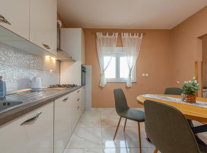 Private kitchen 3, Sweet Apartment Dora, Sukošan