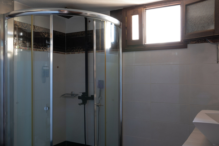 Bathroom 5, Four Seasons Of Bliss at Sohora Hotel, Crete