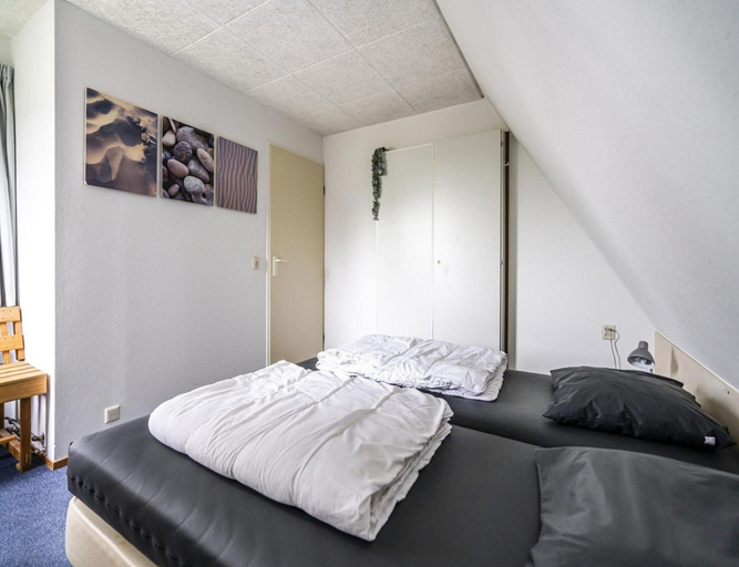 Room 4, Holiday Escape by the Dunes With Sauna, Vlissingen